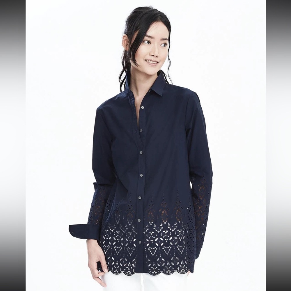 Banana Republic Blue Button Down 3/4 Sleeve Blouse